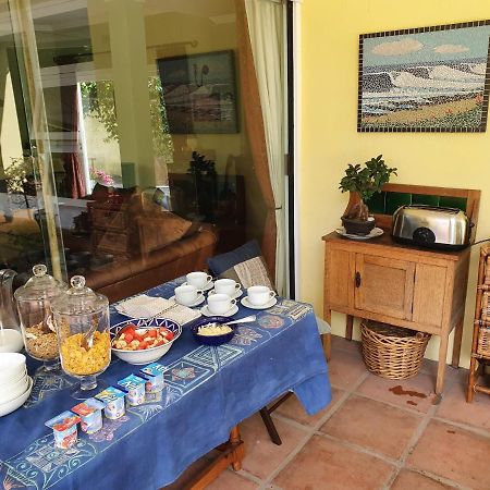 On Pinewood Guest House Cidade Do Cabo Exterior foto