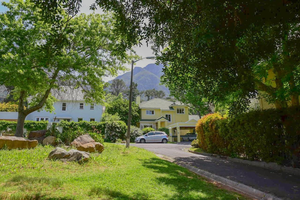 On Pinewood Guest House Cidade Do Cabo Exterior foto