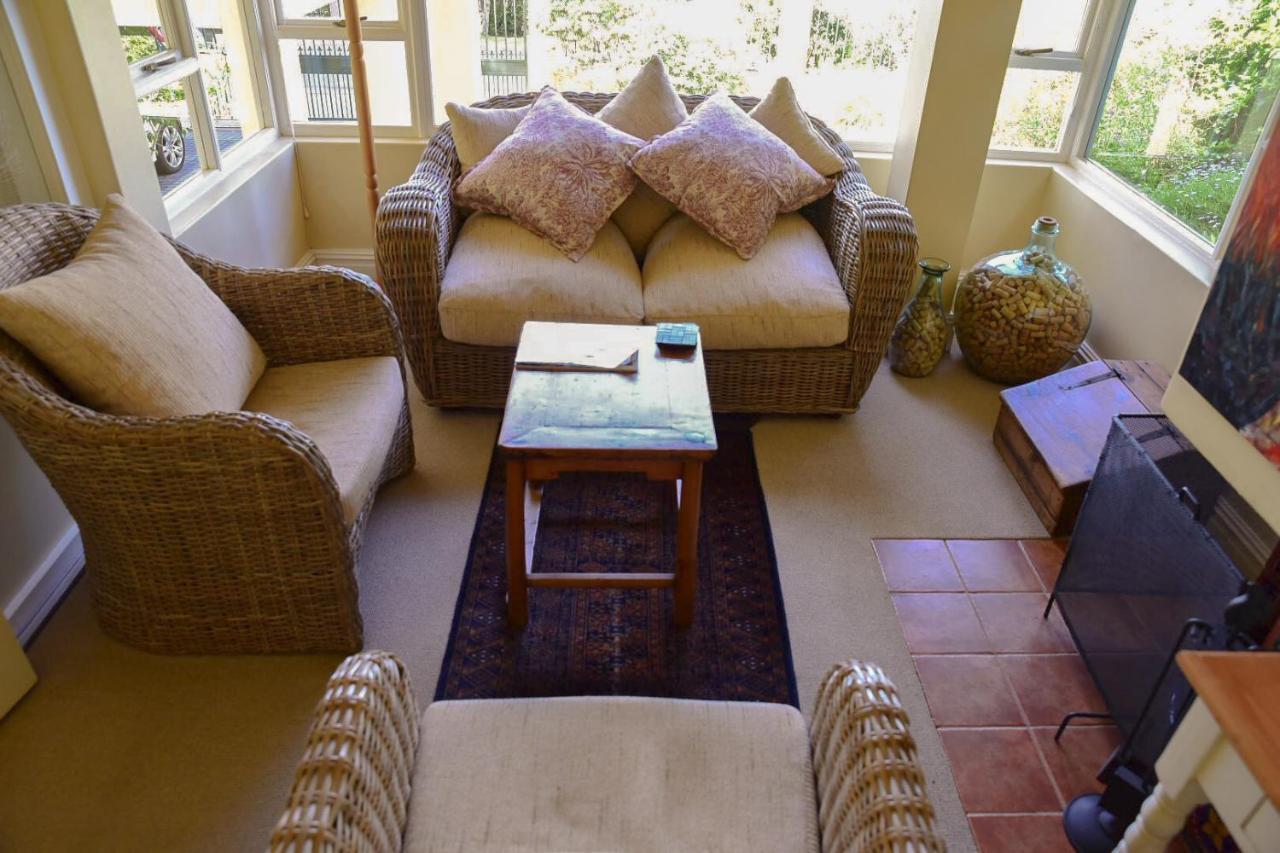 On Pinewood Guest House Cidade Do Cabo Exterior foto