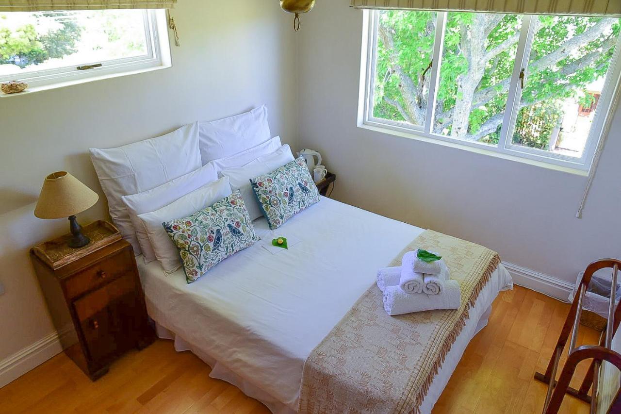 On Pinewood Guest House Cidade Do Cabo Exterior foto
